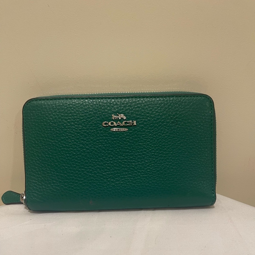 Coach Green Leather Zip Wallet